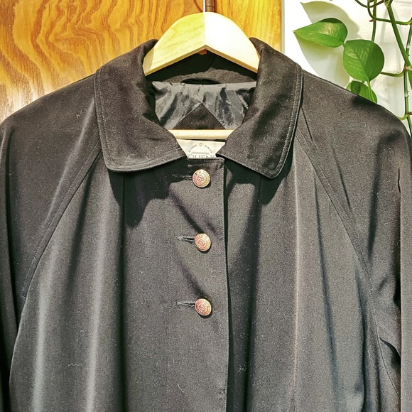 Vintage Unisex Black Trench Coat - Picture 2 of 6